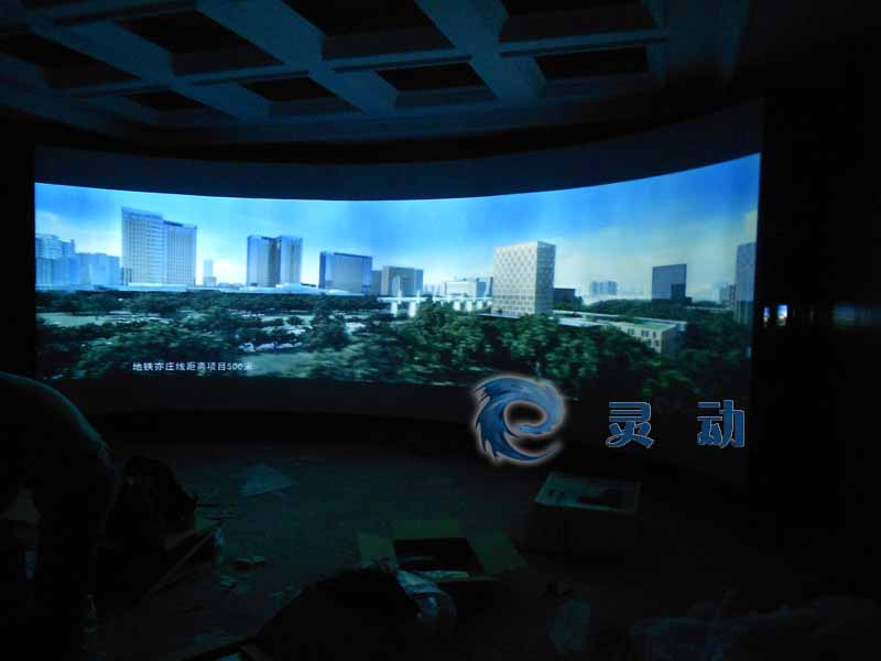 弧幕影院 弧幕影院