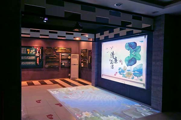 双屏地面互动